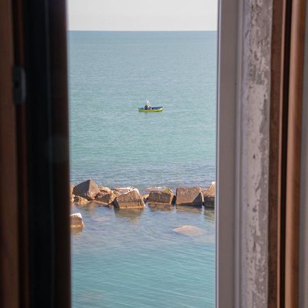 Appartement Casa Sant Orsola La Finestra Sul Mare à Molfetta Extérieur photo