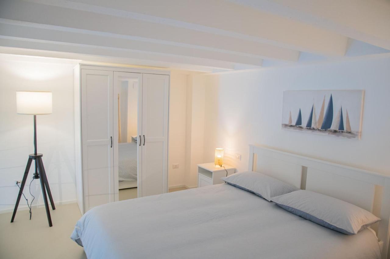 Appartement Casa Sant Orsola La Finestra Sul Mare à Molfetta Extérieur photo